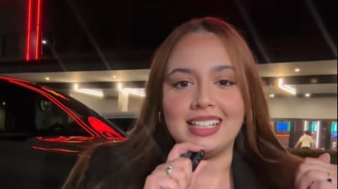 Joven pide sala de cine exclusiva para adultos