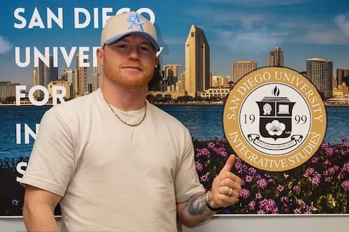 Canelo regresará a la universidad para no ser un colga’o como el pana tuyo