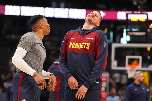 Jokic logra promedio de triple-doble en la temporada