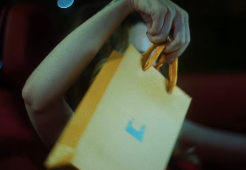 Belinda y las indirectas de su video para Heterocromía