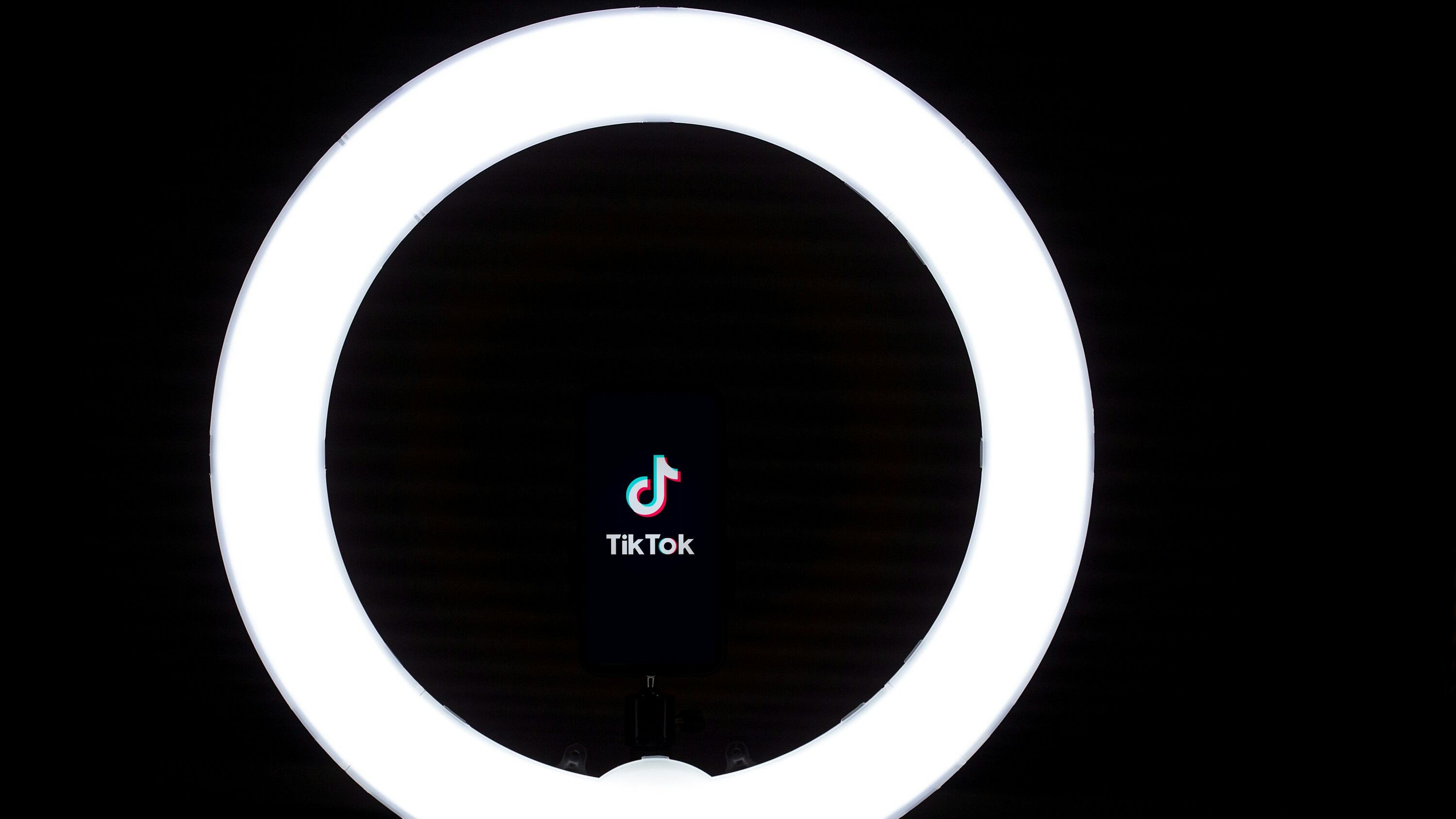 La introducción de la herramienta de control deslizante en TikTok es un desarrollo emocionante que ofrece a los usuarios una nueva forma de personalizar su experiencia en la plataforma.