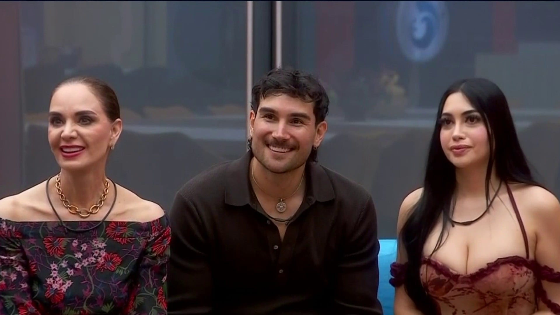 Lupita Jones, Kenzo y Jailyne Ojeda.