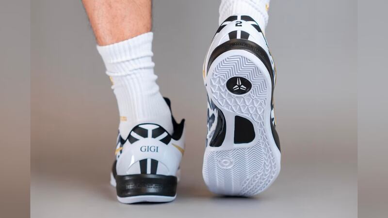 Nike Kobe 8 Protro “Mambacita”