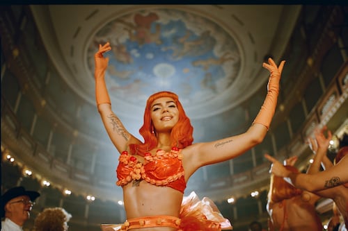 Karol G estrena en YouTube la versión completa de “La PremiEre”
