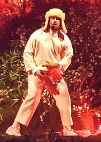 El exponente urbano interpretó sobre 30 canciones en la primera función de "No me quiero ir de aquí".