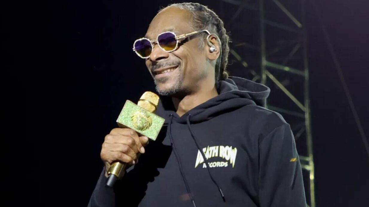 Snoop Dogg estará con los mejores atletas del mundo en los Juegos Olímpicos de París 2024.| Foto: Referencial