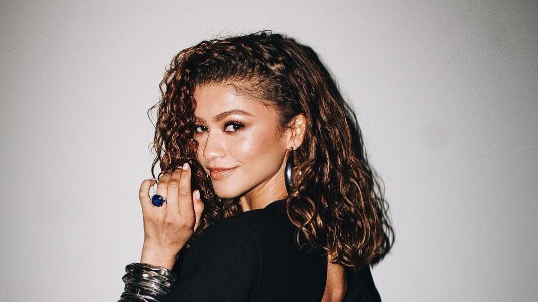 Esse look de Zendaya promete ser o nosso favorito nos próximos meses