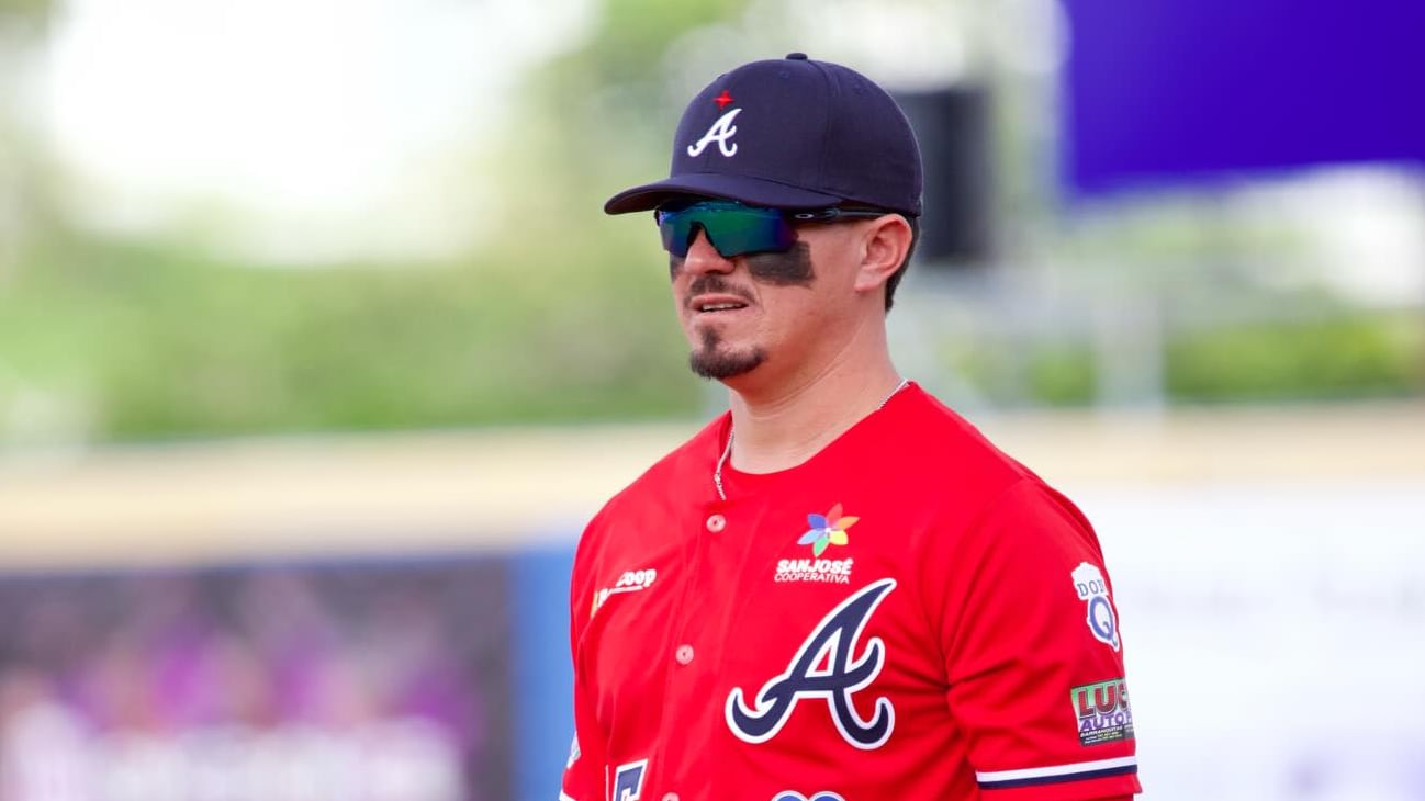 Nuevo dirigente-jugador de los Polluelos de Aibonito.