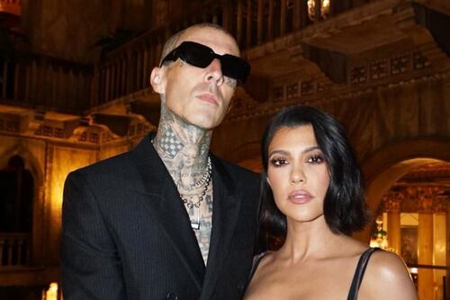 ¡Entre lágrimas! Kourtney Kardashian rompe el anillo de compromiso de Travis Barker