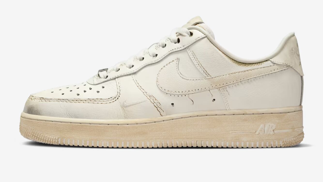 Nike Air Force 1 Low 'Dirty Triple White'