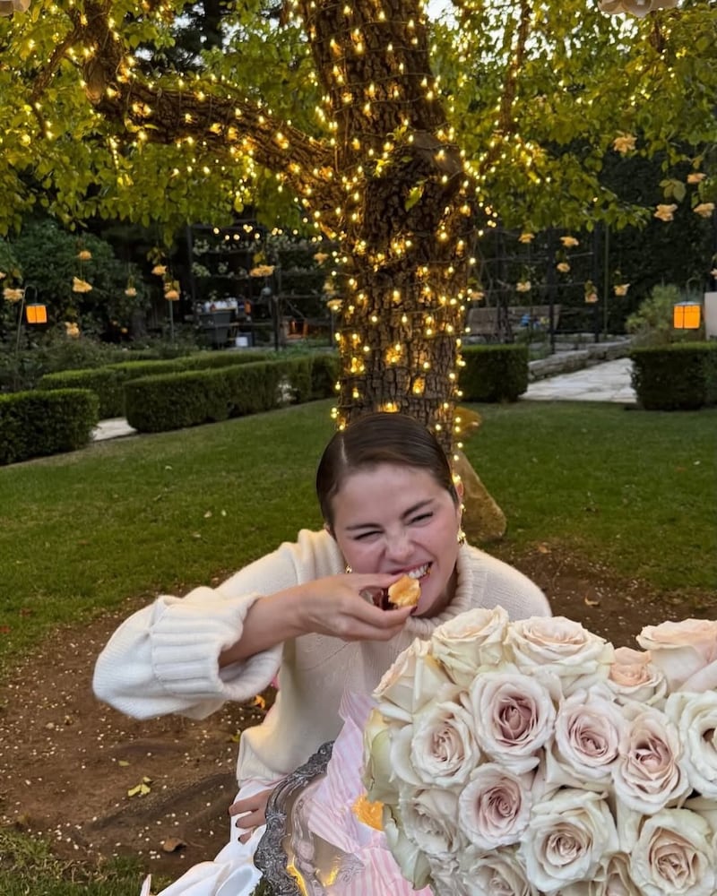 Selena Gomez y Benny Blanco celebraron San Valentín con un picnic