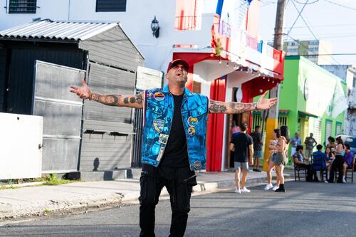 Wisin demostrará su lado trovador en especial de Banco Popular