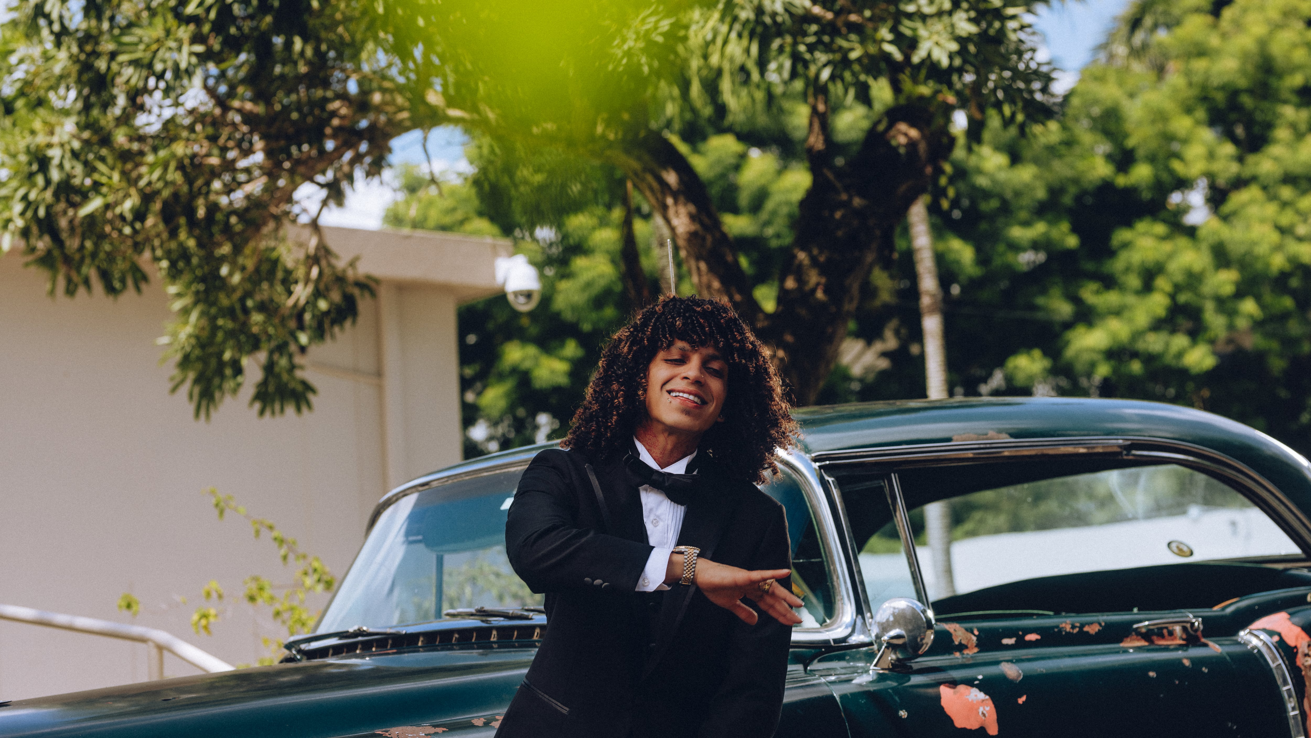 Jon Z presenta "Amor Propio"