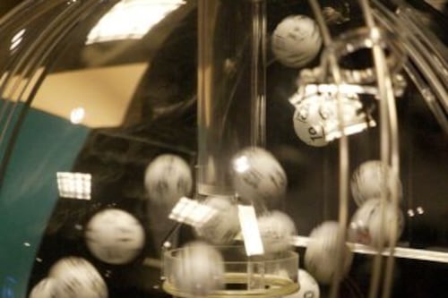 Abuela se ganó Lotería y no le contó ni a su familia: No quería que le pidieran dinero prestado