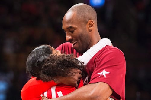 Nike revela las Kobe 4 Protro “Girl Dad”: Un tributo a Kobe Bryant y sus hijas