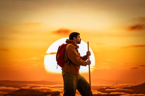 Con consejo de guerrera incluido: Bad Bunny rompe en el “Billions Club” de Spotify desde Japón