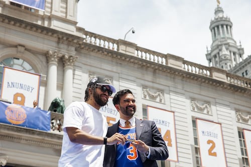 Mamdani celebrando a los Knicks: “Cuando nos dicen que algo es imposible, ganamos”