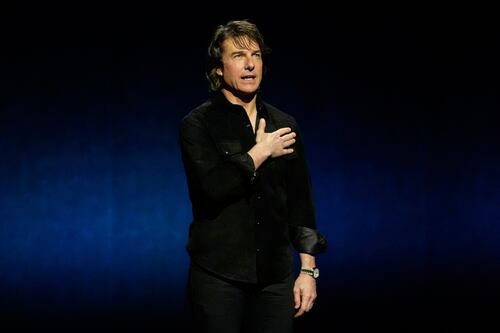 “Te deseo lo mejor en tu próximo viaje”: Tom Cruise le rinde un homenaje a Val Kilmer en la CinemaCon