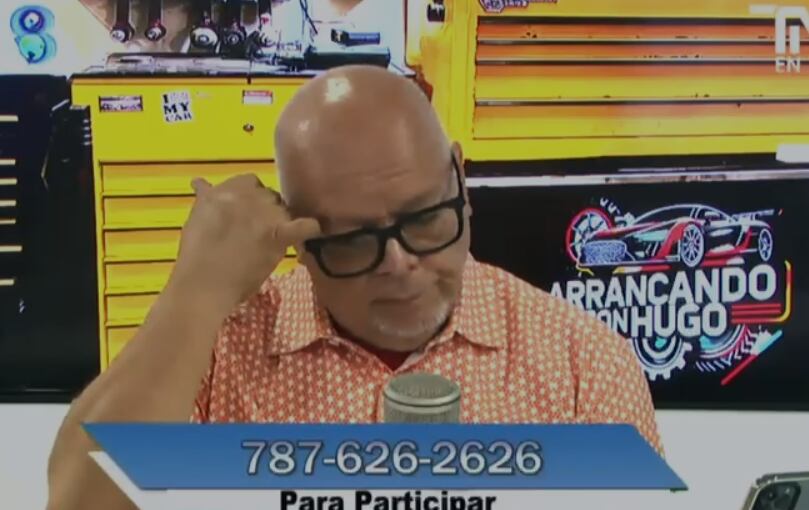 Televidentes prueban la paciencia de experto en autos con preguntas zánganas 