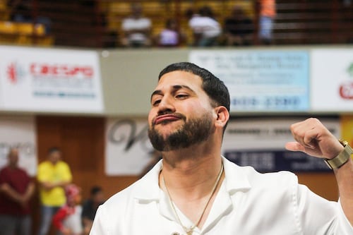 Santiago Matías ronca con que le “pagó” la pensión a Gallo The Producer