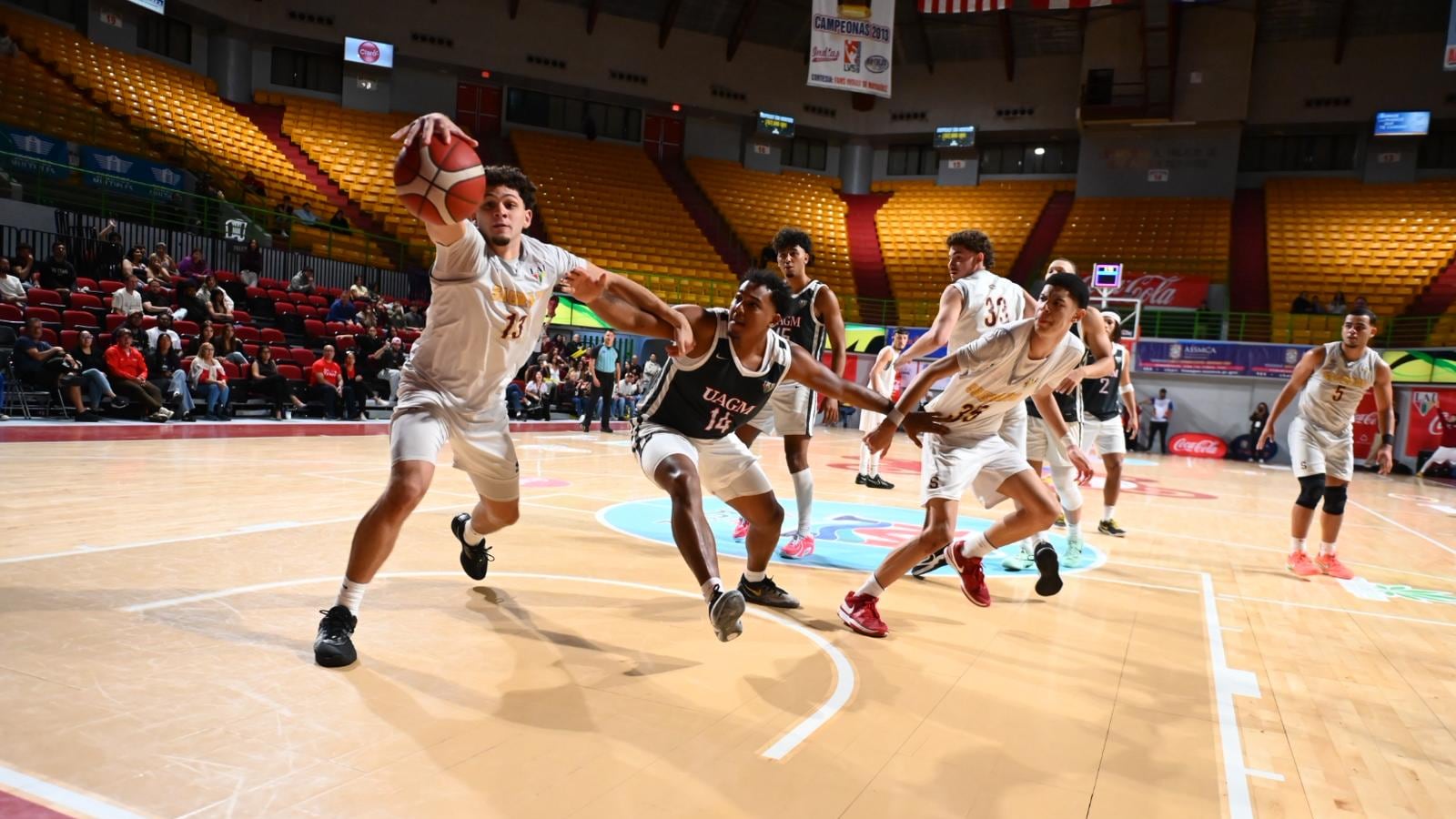 El equipo de la USC empató la serie final