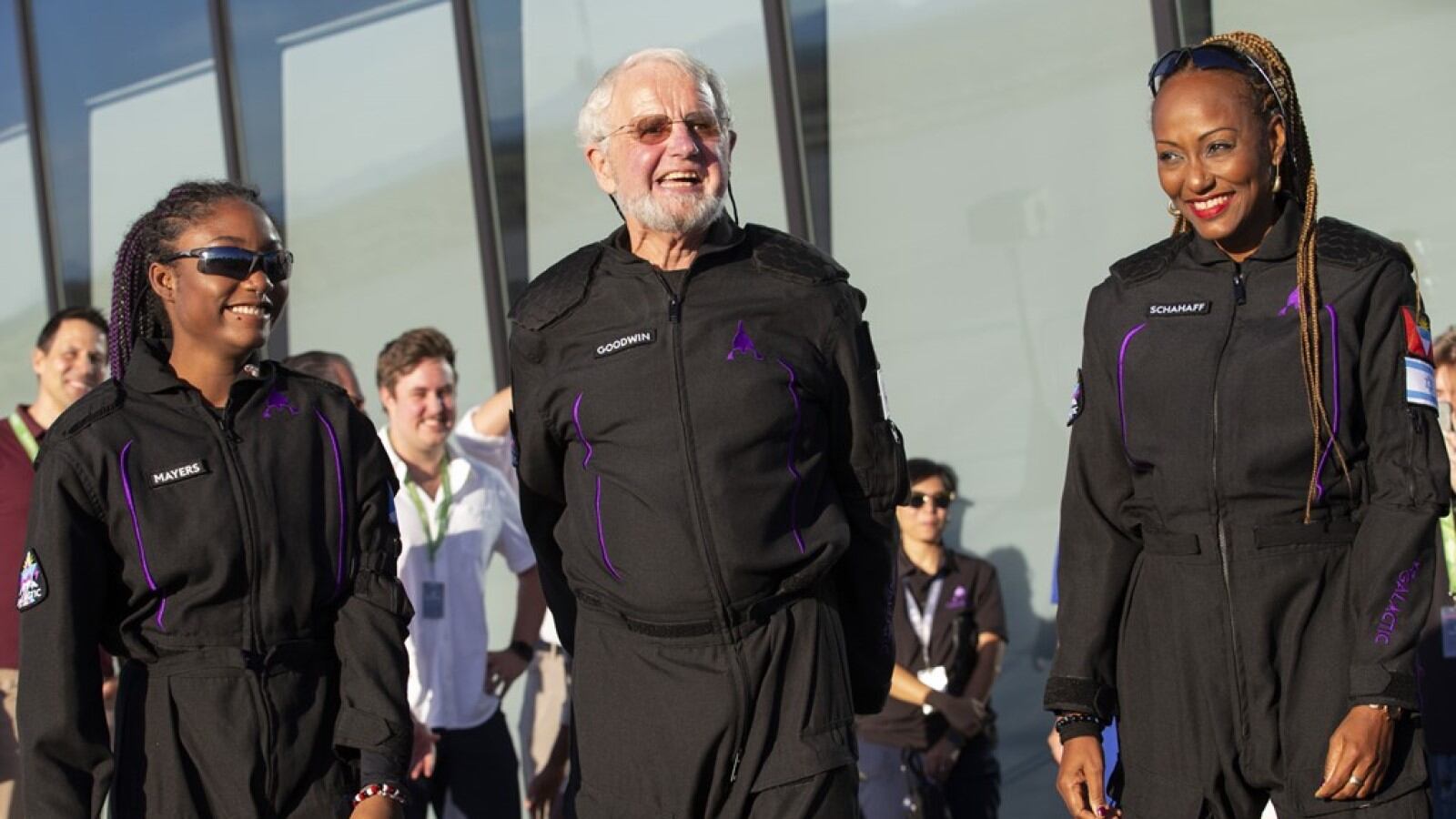 Ana Mayers, Jon Goodwin y Keisha Schahaff viajaron al límite de la atmósfera con el espacio