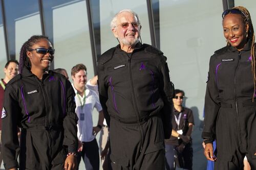 La empresa Virgin Galactic realiza su primer vuelo espacial con tripulación civil: todo lo que debes saber