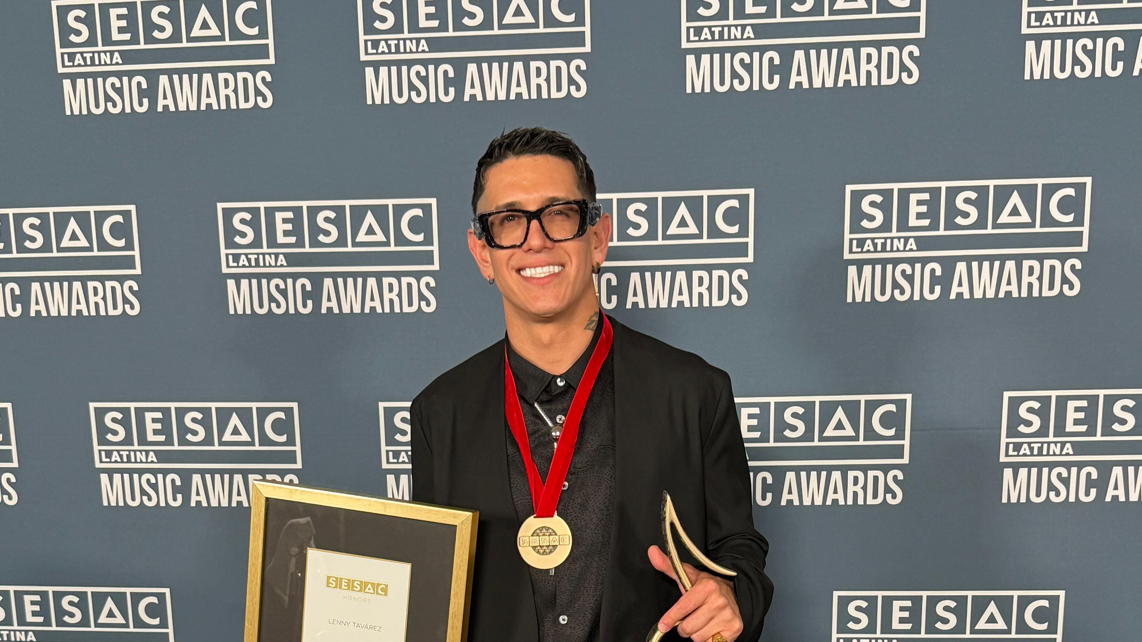 Lenny Tavárez x Premios SESAC