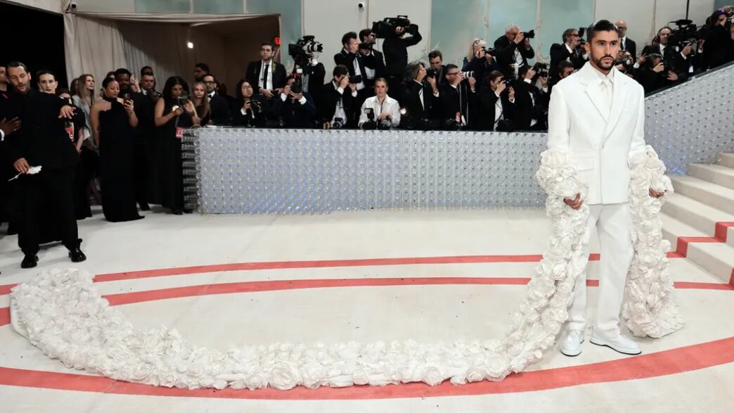 Bad Bunny en la Met Gala 2023.