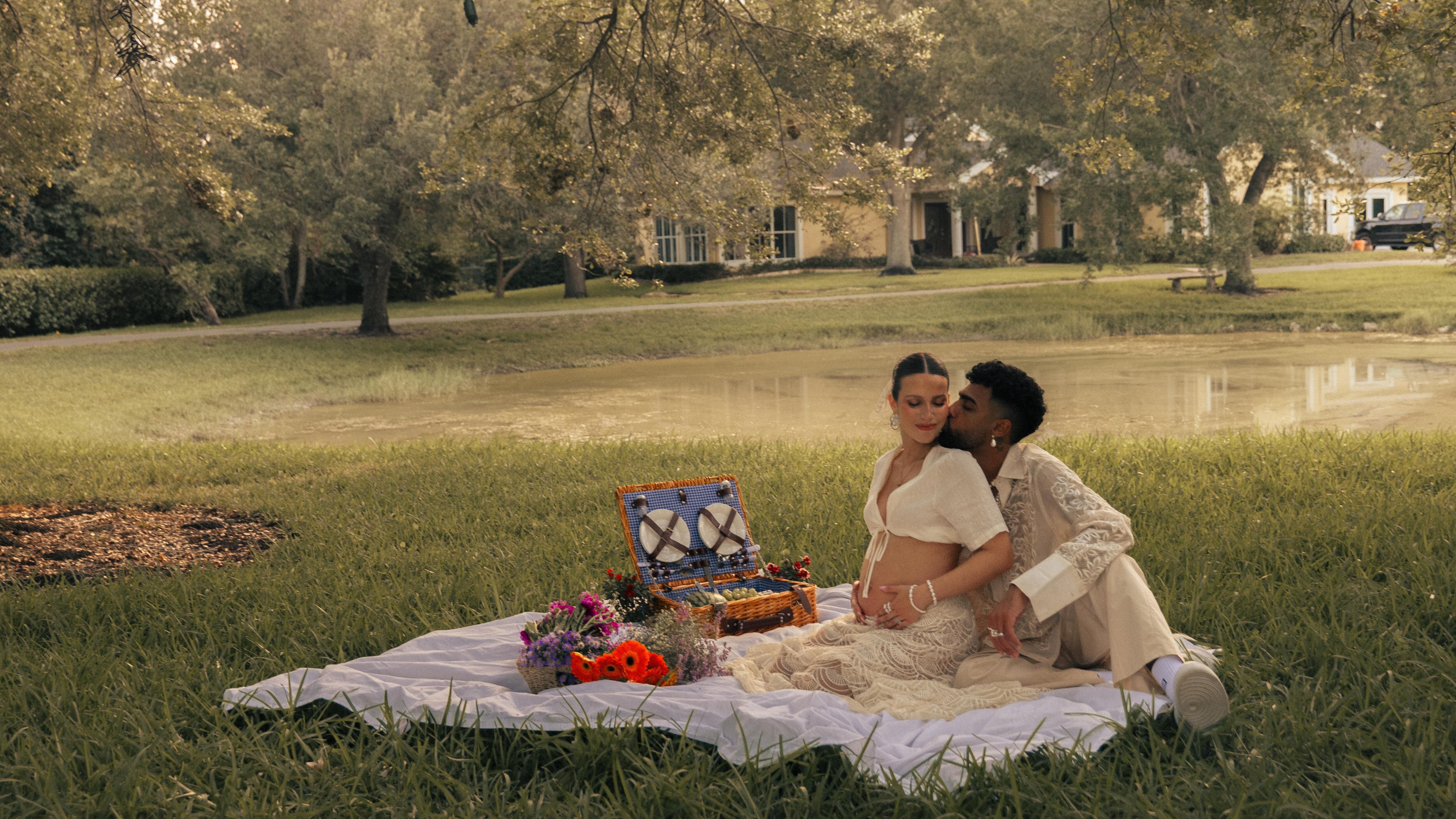 Zhamira Zambrano y Jay Wheeler