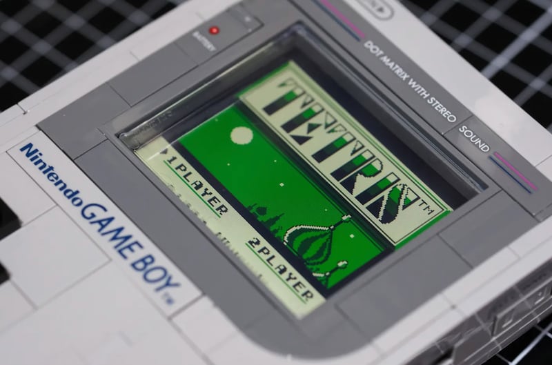 GameBoy / Nintendo / Lego