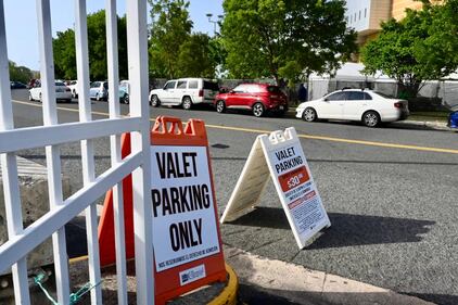 Fanáticos llegaron de todas partes para presenciar el concierto "No me quiero ir de aquí".