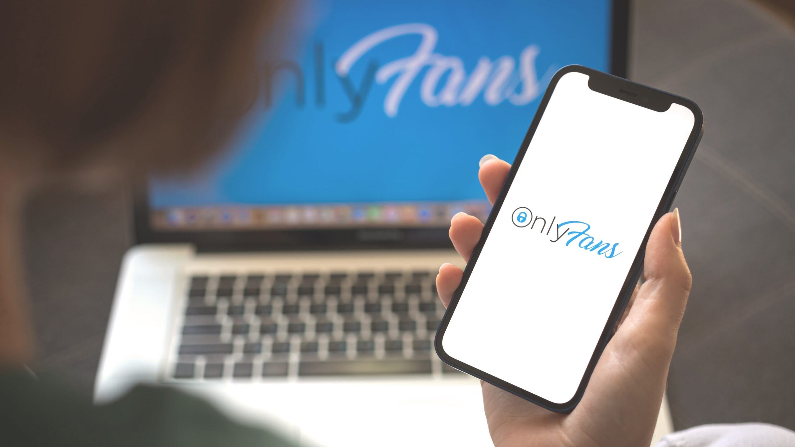 Una modelo de OnlyFans reveló cuánto gana en la app, sin tener la fama de otras influencers.