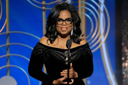 Oprah bloqueó mensajes de Instagram ante críticas por vinculación con Jeffrey Epstein