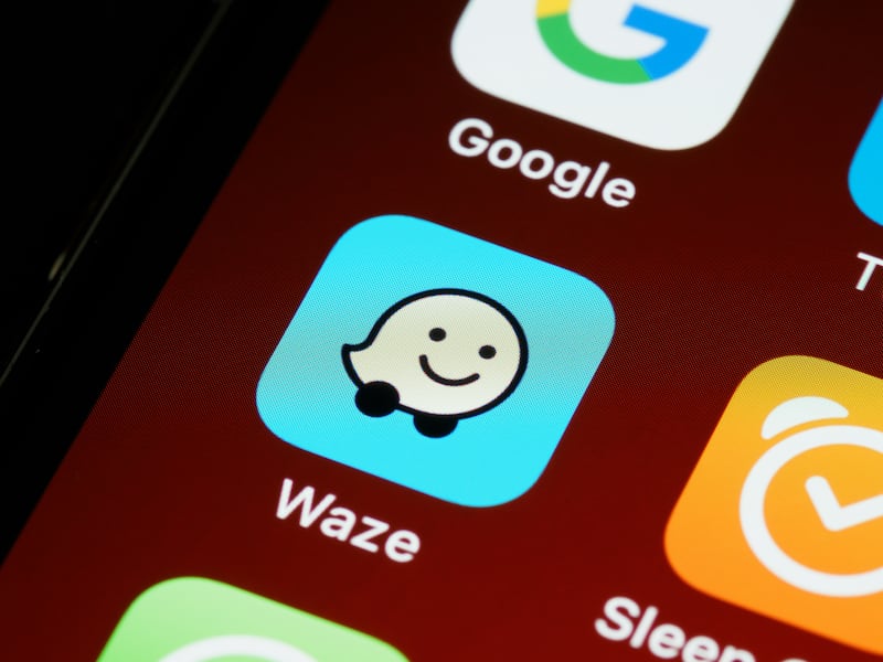 Actualmente, Waze es compatible con Apple Carplay, Android Auto y Android Automotive.