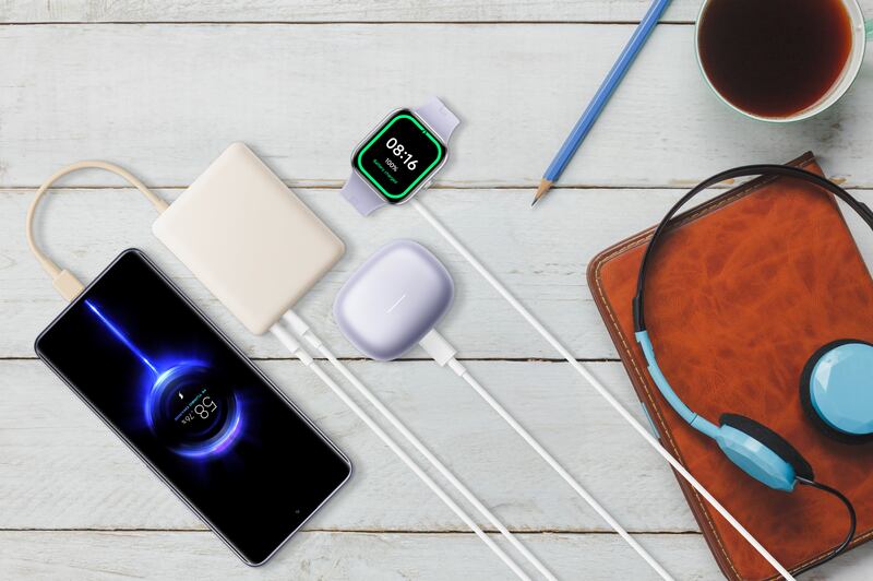 Conoce los nuevos smartphones, auriculares, smartwatch y baterías externas que se adaptan para mantener la conectividad y eficiencia en donde sea