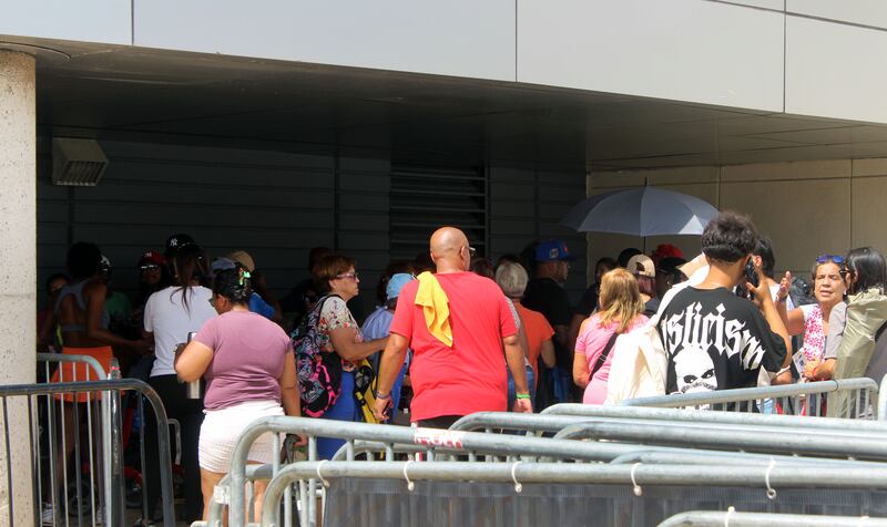 San Juan, P.R.- Bad Bunny, quien ya ha cumplido con más de la mitad de sus funciones, aún sigue abriendo espacios para sus próximos conciertos. (27-agosto-2025)