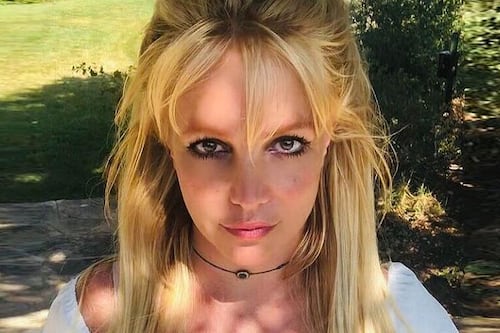 Nadó desnuda y también fue estafada, las convulsionadas vacaciones de Britney Spears en México