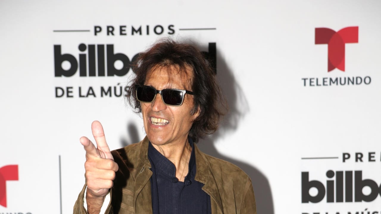 Fotografía de archivo del 5 de octubre de 2023 del guitarrista argentino Felipe Staiti posando en la alfombra azul de los Premios Billboard en Miami (EE.UU.). EFE/ Marlon Pacheco