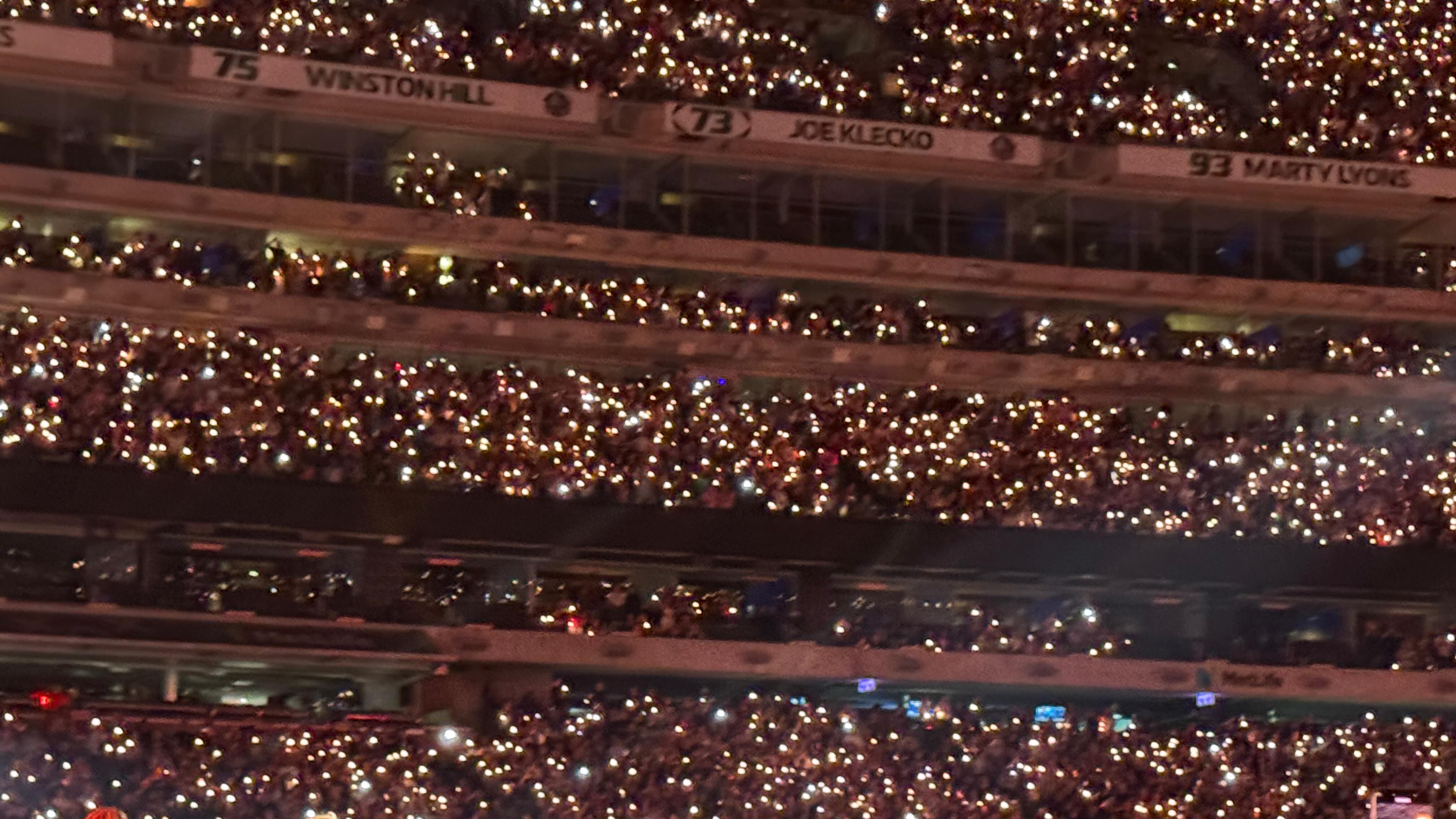 Investigan posible contagio masivo de infecciosa enfermedad en concierto de Shakira en EE. UU.