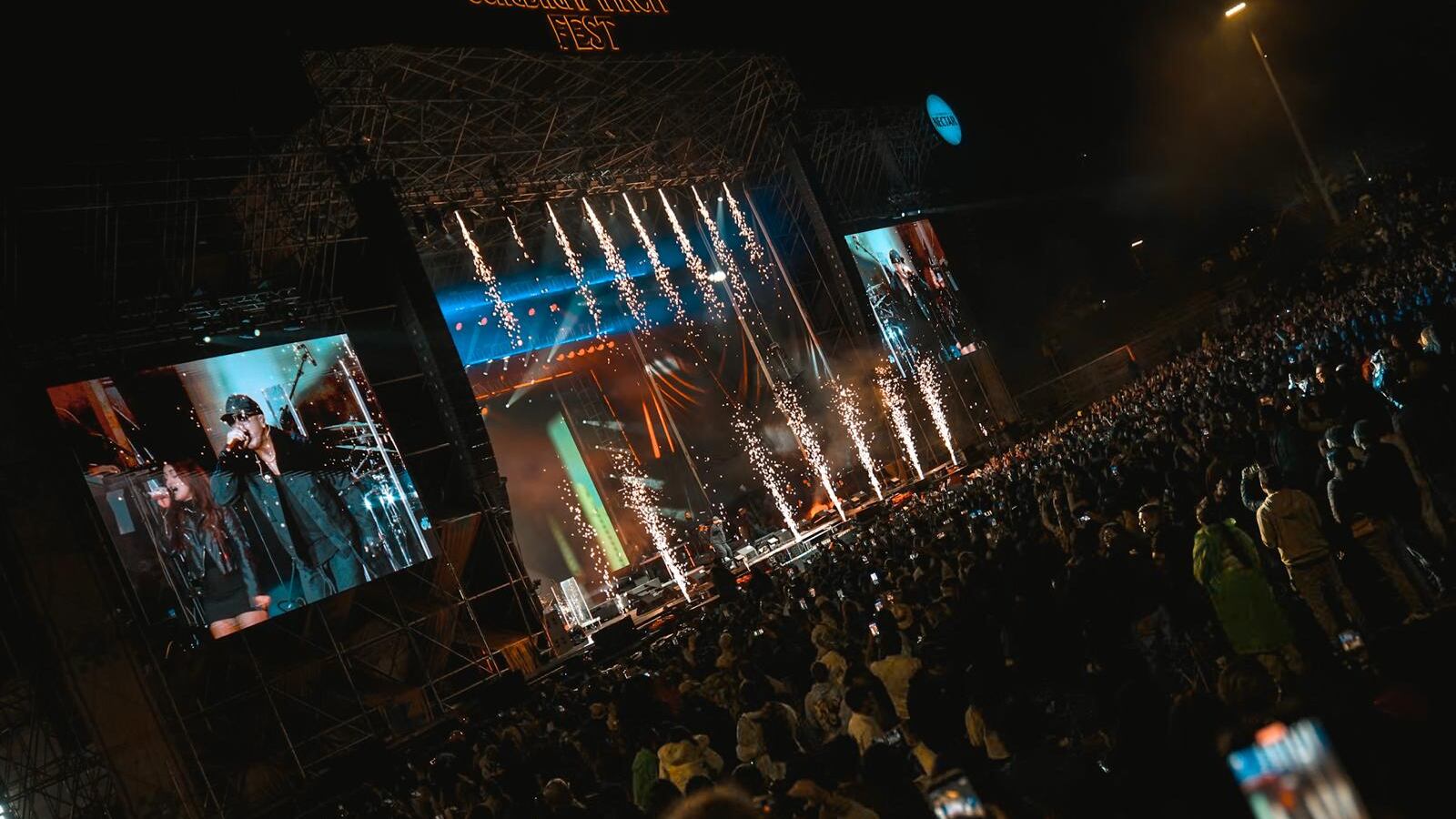 El exponente urbano ante 40 mil personas en Bogotá.