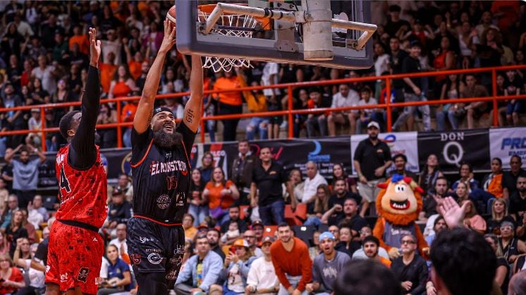 Los Atléticos de San Germán superaron a Quebradillas por tres puntos.