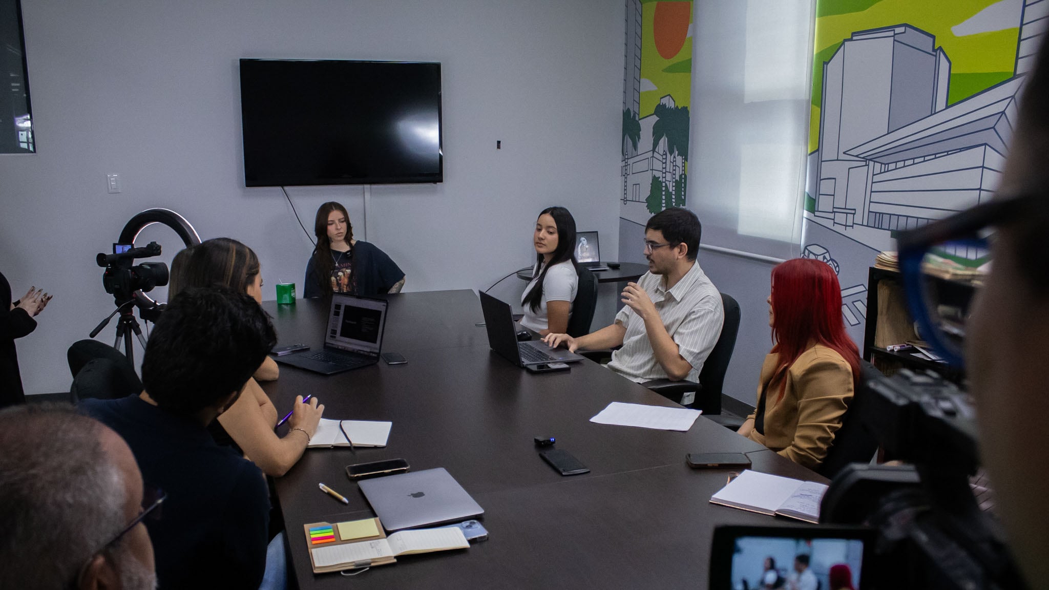 Young Miko es la editora global invitada de Metro Puerto Rico