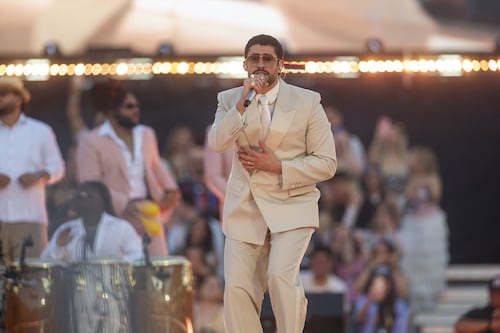 Española critica a Bad Bunny por ser independentista y fan de LeBron James